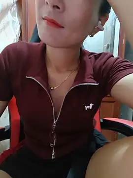Yuy sexyy online show from June 3, 2026, 5:52 am