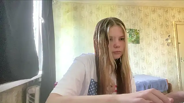 SusanaLeichty online show from July 13, 2026, 3:11 pm