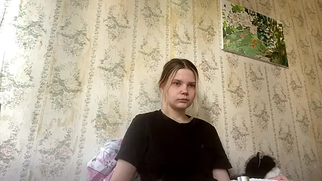 SusanaLeichty online show from July 10, 2026, 2:17 pm