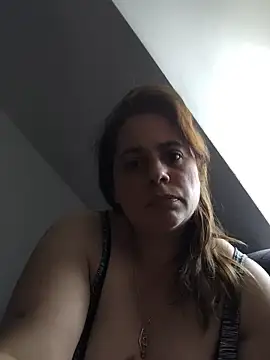 darkellie online show from June 12, 2026, 11:30 am