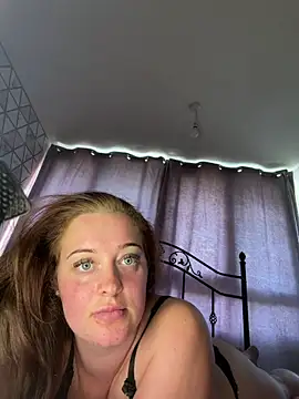 Miss brunettexx online show from June 4, 2026, 2:33 pm