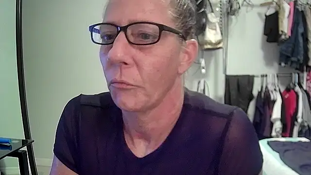 Quartz1Champagne online show from June 20, 2026, 2:49 am