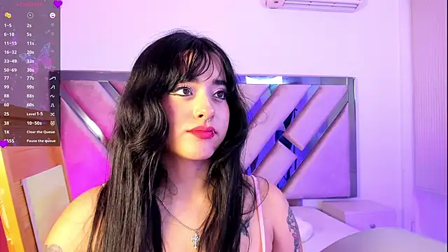 Snapshot of Elena_Tylor chatting on June 14, 2026, 2:24 am Elena Tylor online show from June 14, 2026, 2:24 am