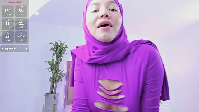 dalilaa   online show from May 24, 2026, 4:18 pm