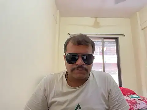 Snapshot of Superking077 chatting on May 23, 2026, 12:15 pm Superking077 online show from May 23, 2026, 12:15 pm