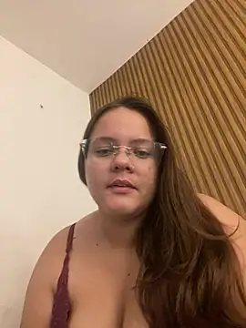 Laryssinha 69 online show from July 8, 2026, 11:55 am