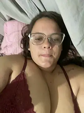 Laryssinha 69 online show from June 7, 2026, 1:33 am