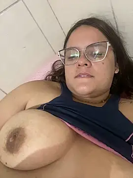 Laryssinha 69 online show from June 16, 2026, 12:27 pm