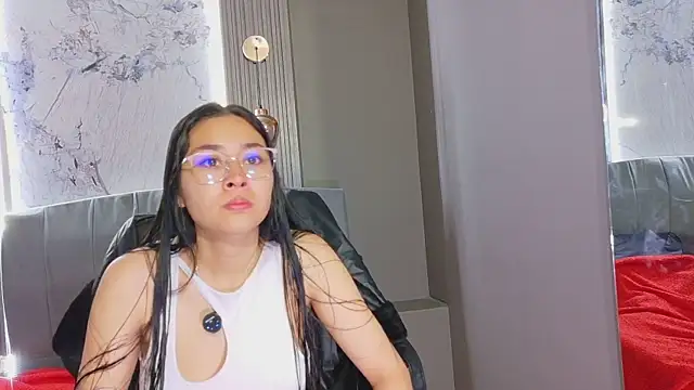 adaira31 online show from July 12, 2026, 1:34 pm