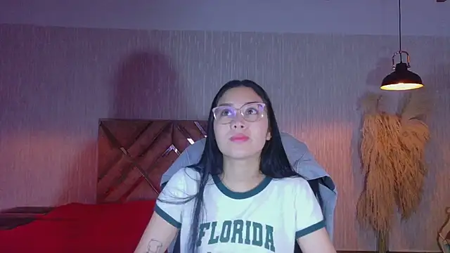adaira31 online show from June 18, 2026, 6:24 pm