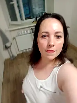 zupita0305 online show from August 2, 2026, 3:53 pm