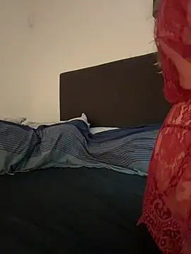 MommyRubi online show from July 28, 2026, 11:37 pm