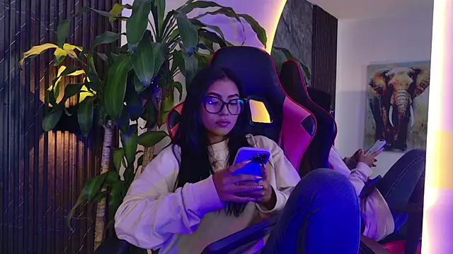 Zara lim online show from June 5, 2026, 1:32 am