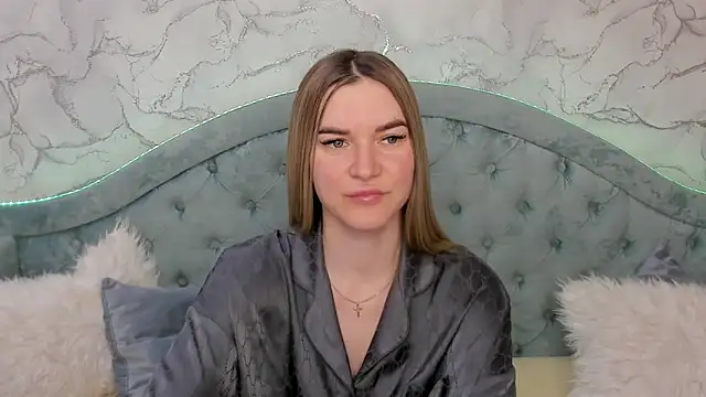 RoxyReignn online show from June 6, 2026, 11:32 pm