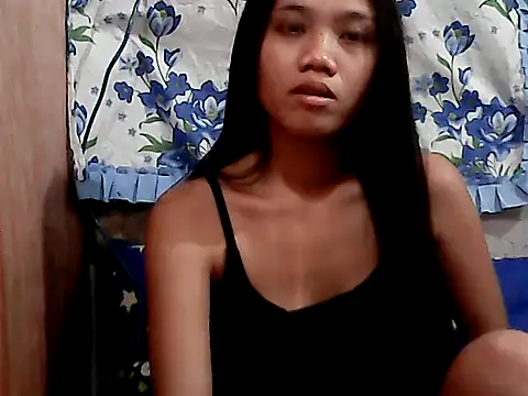 Snapshot of PINAY_SkinnyGirl123 chatting on July 4, 2026, 11:20 pm PINAY SkinnyGirl123 online show from July 4, 2026, 11:20 pm