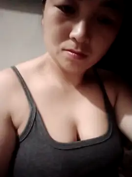 Giee00 online show from June 2, 2026, 9:37 pm