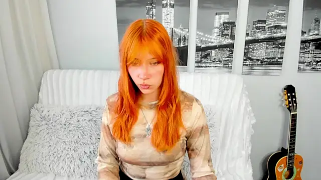 Fleur Fox online show from July 19, 2026, 9:39 am