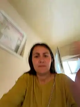 BrunetteNymph online show from June 3, 2026, 6:47 am