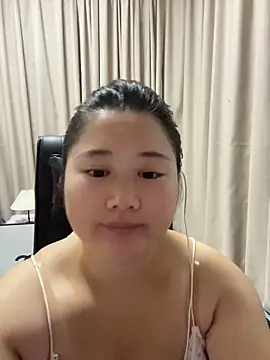 Luckysisi-s online show from June 3, 2026, 11:44 am