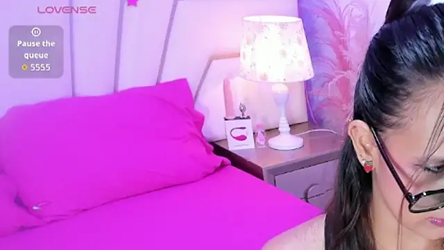 Amelia Dark  online show from June 4, 2026, 5:39 pm