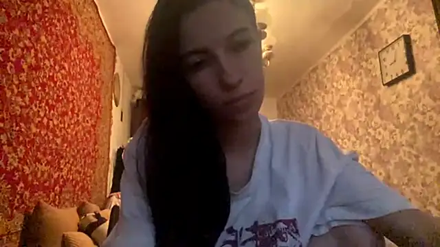 NeryLaffitte online show from May 31, 2026, 2:12 pm