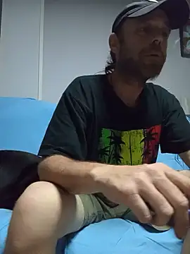 Toni13 1983 online show from June 6, 2026, 10:04 pm