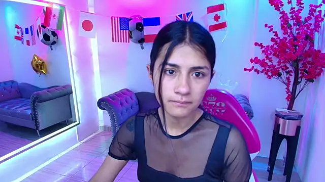 Oriana wood online show from July 15, 2026, 11:39 am