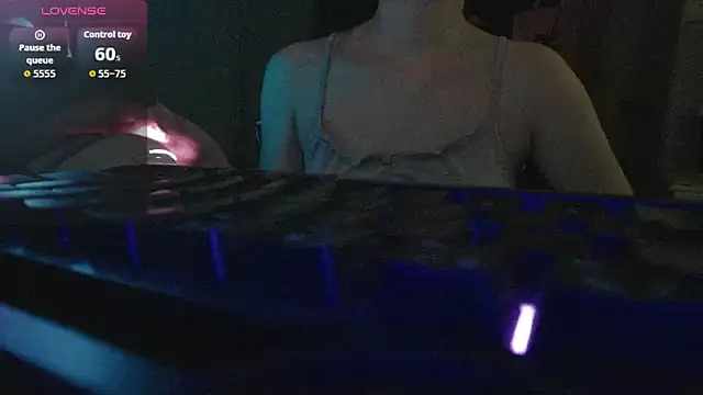shiesmith online show from June 3, 2026, 4:46 am