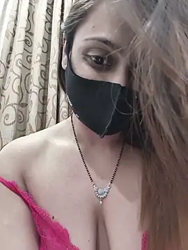 Dezler Queen online show from June 11, 2026, 4:15 pm
