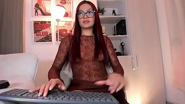 Nathaly  1 online show from July 27, 2026, 5:25 am