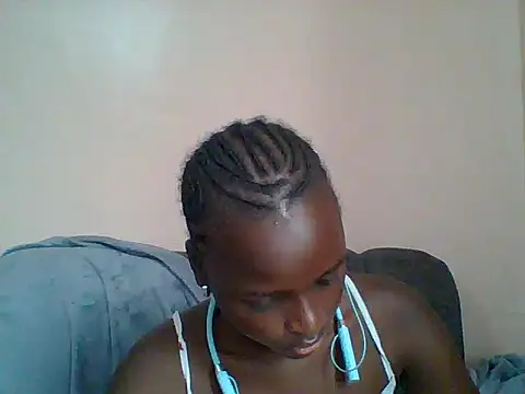Snapshot of Beauty-Anka chatting on June 13, 2026, 5:49 am Beauty-Anka online show from June 13, 2026, 5:49 am
