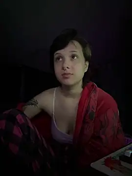 sweetielexxii online show from June 18, 2026, 12:42 am