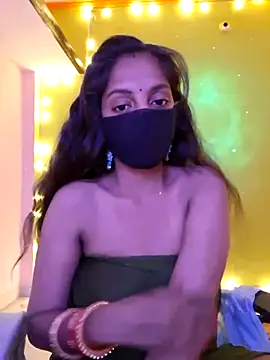 Miss Aaisha online show from June 19, 2026, 7:09 pm