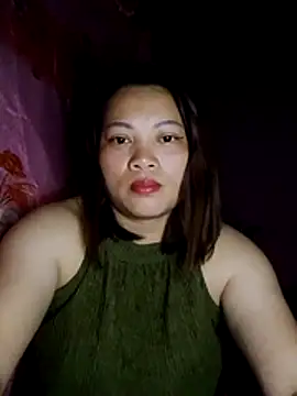 Snapshot of Qie_qir chatting on July 8, 2026, 6:52 pm Qie qir online show from July 8, 2026, 6:52 pm