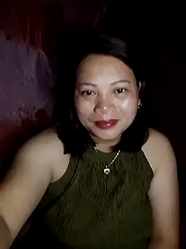 Snapshot of Qie_qir chatting on June 23, 2026, 4:16 pm Qie qir online show from June 23, 2026, 4:16 pm