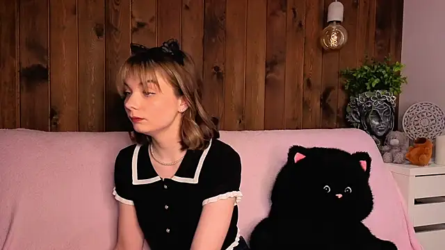 IvoryPesante online show from May 30, 2026, 7:19 pm