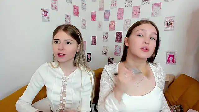 PlayfulMelly online show from May 27, 2026, 9:27 am