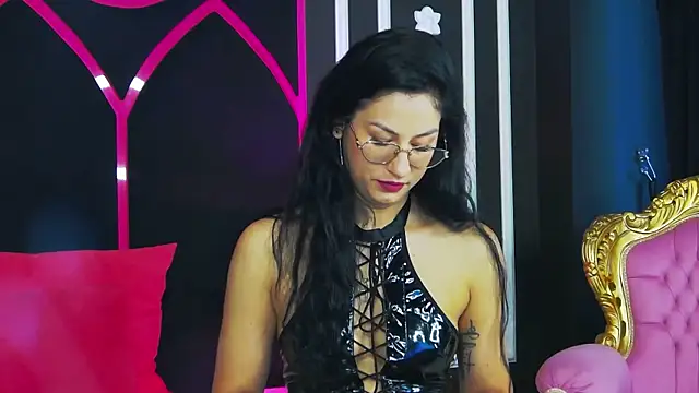 Areina online show from June 4, 2026, 5:12 am