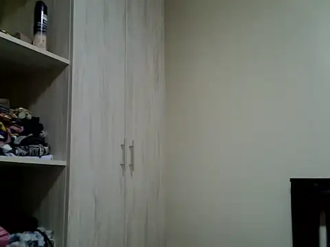 Snapshot of Flirrtballm chatting on June 9, 2026, 6:47 am Flirrtballm online show from June 9, 2026, 6:47 am