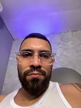 RoccoSaenz online show from June 8, 2026, 8:09 pm