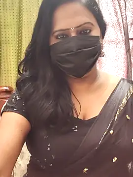 Snapshot of Meera_mia chatting on July 19, 2026, 8:12 am Meera mia online show from July 19, 2026, 8:12 am