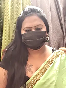 Snapshot of Meera_mia chatting on June 6, 2026, 11:10 pm Meera mia online show from June 6, 2026, 11:10 pm
