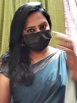 Snapshot of Meera_mia chatting on July 11, 2026, 6:46 am Meera mia online show from July 11, 2026, 6:46 am