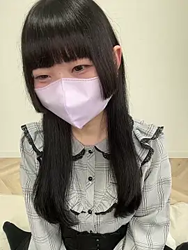 Reina 0129 online show from June 4, 2026, 5:23 am