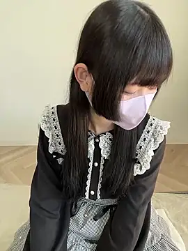 Reina 0129 online show from June 10, 2026, 5:30 am