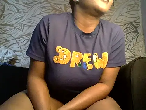 Thia bunny online show from August 5, 2026, 10:09 am