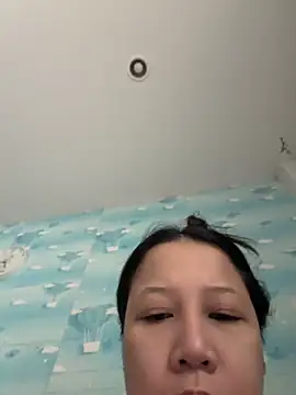 Snapshot of LINDA_HD chatting on June 21, 2026, 9:48 am LINDA HD online show from June 21, 2026, 9:48 am