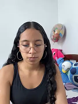 Violetlove  online show from July 19, 2026, 1:58 am