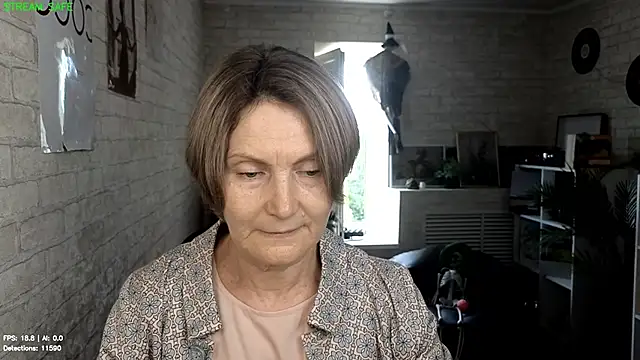 Snapshot of Mabel_Magic chatting on June 18, 2026, 12:10 pm Mabel Magic online show from June 18, 2026, 12:10 pm