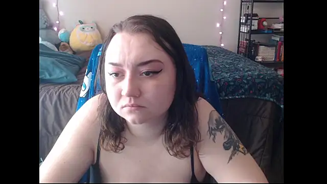 glitchypop online show from June 22, 2026, 4:15 pm